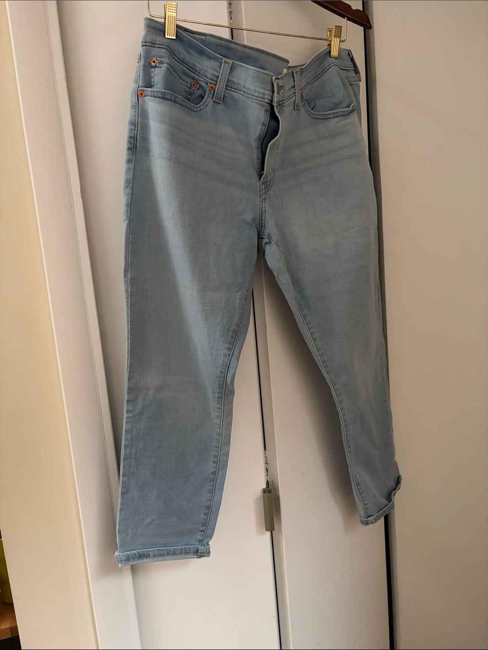 Levi's Light Blue Ankle Cropped Jeans Boyfriend Fit